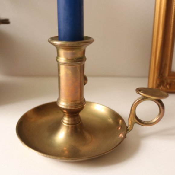 Vintage Brass Chamberstick Candlestick - Picture 4 of 7